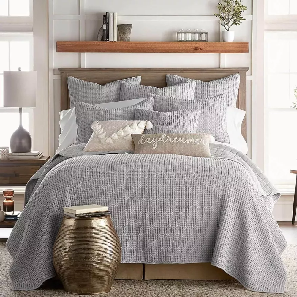 Colcha Bouti Abelie Stilia (Disponibile in colore Grigio o Naturale)