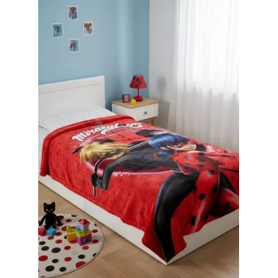 Lady Bug Decke
