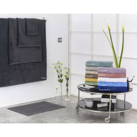 Toalla Omega 100% Algodón Egipcio 700 gr/m2 Abecé Casa