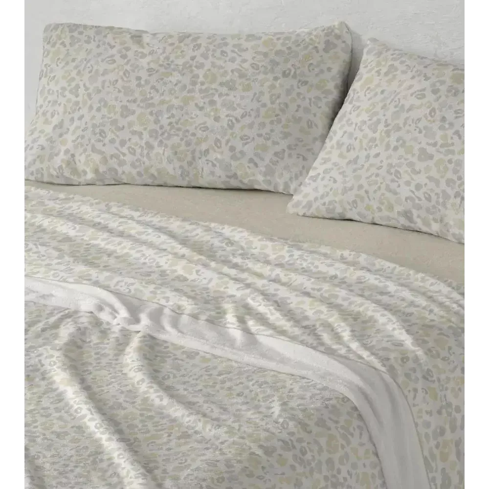 Juego de Sábanas Coralina 104 Gris Burrito Blanco